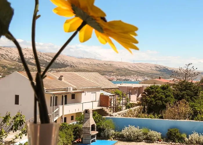 In Pag With Sea View, Terrace, Air Conditioning, Wifi