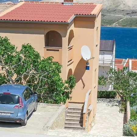 Lägenhet In Pag With Sea View, Terrace, Air Conditioning, Wifi *