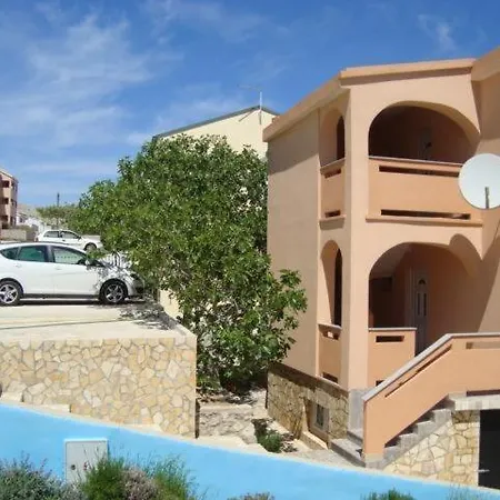 In Pag With Sea View, Terrace, Air Conditioning, Wifi Lägenhet
