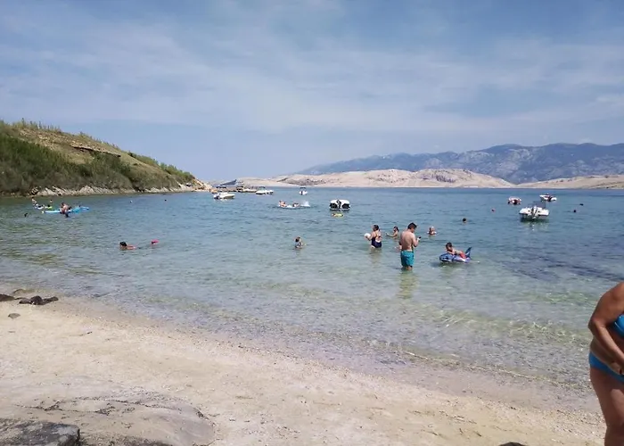 דירה In Pag With Sea View, Terrace, Air Conditioning, Wifi
