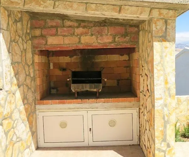 In Pag With Sea View, Terrace, Air Conditioning, Wifi Apartman